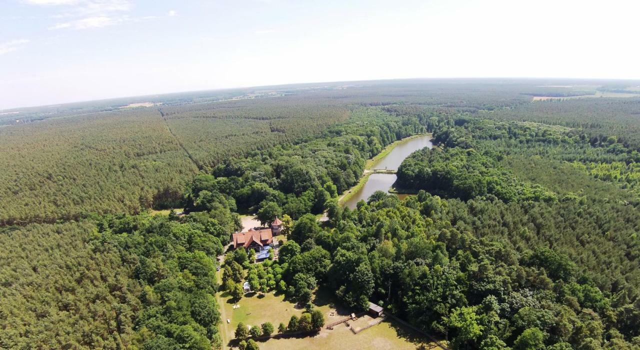 Neue Muehle Kleines Landhotel Brandenburg  Bagian luar foto